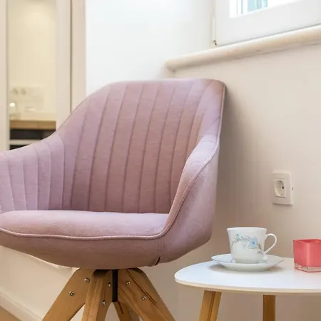 בית הארחה Luxury In The Center Of - Maniva 3*