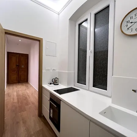 Luxury In The Center Of - Maniva בית הארחה 3*