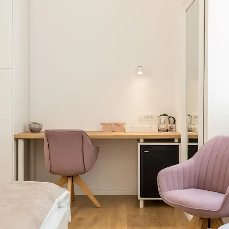 Konukevi Luxury In The Center Of - Maniva