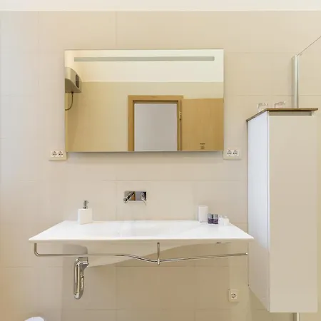 Luxury In The Center Of - Maniva Gasthof Split